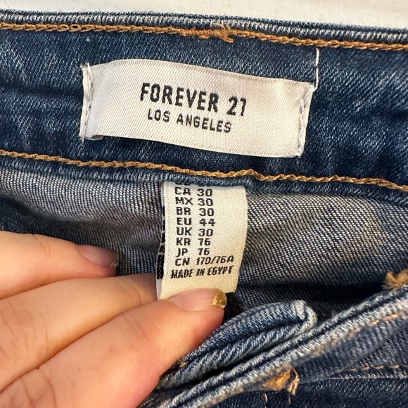 Forever 21 Jeans - Picture 2 of 4